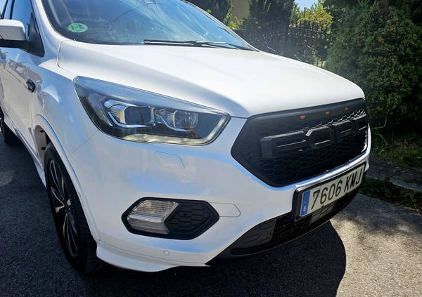 Ford Kuga cena 69900 przebieg: 186000, rok produkcji 2018 z Wleń małe 254